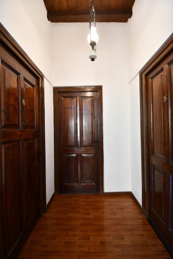 Hostal El Cerrito San Lorenzo San Lorenzo  Eksteriør bilde
