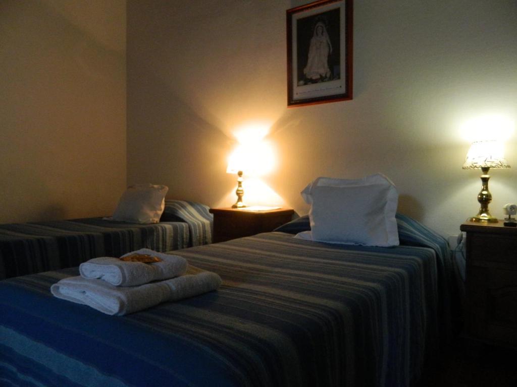 Hostal El Cerrito San Lorenzo San Lorenzo  Eksteriør bilde