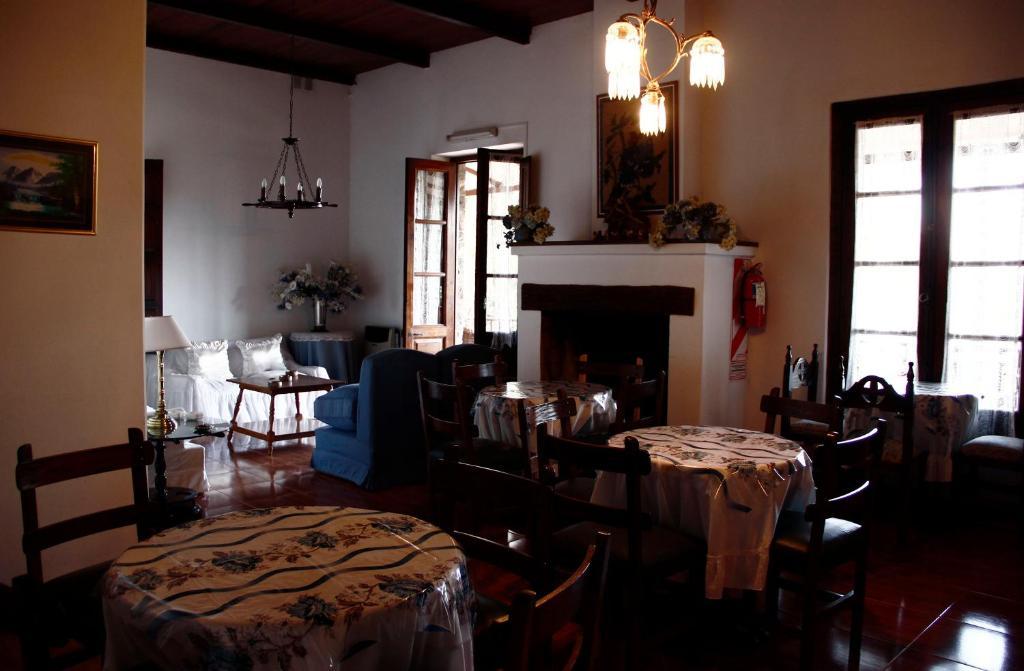 Hostal El Cerrito San Lorenzo San Lorenzo  Eksteriør bilde