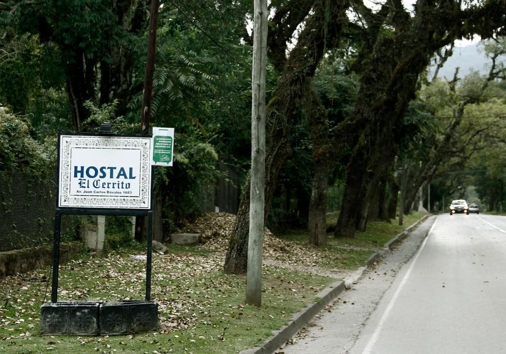 Hostal El Cerrito San Lorenzo San Lorenzo  Eksteriør bilde