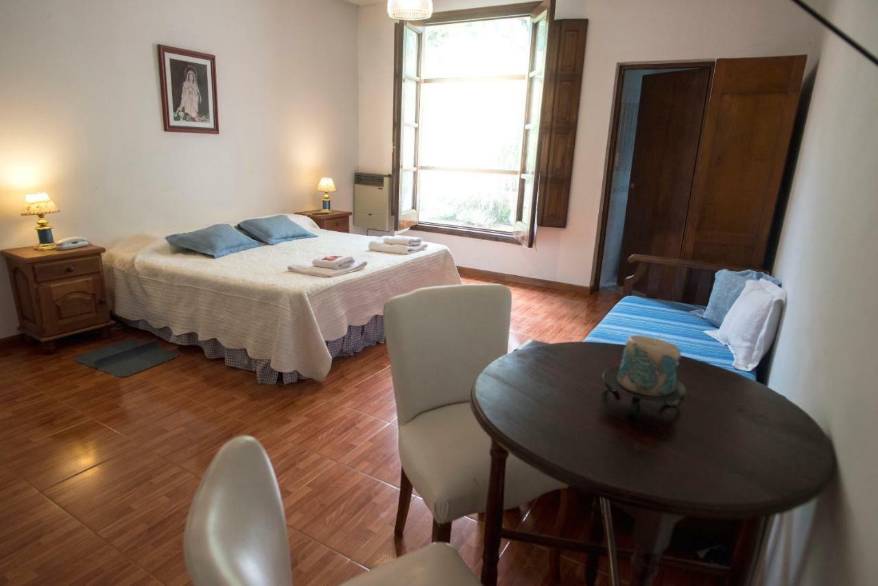 Hostal El Cerrito San Lorenzo San Lorenzo  Eksteriør bilde