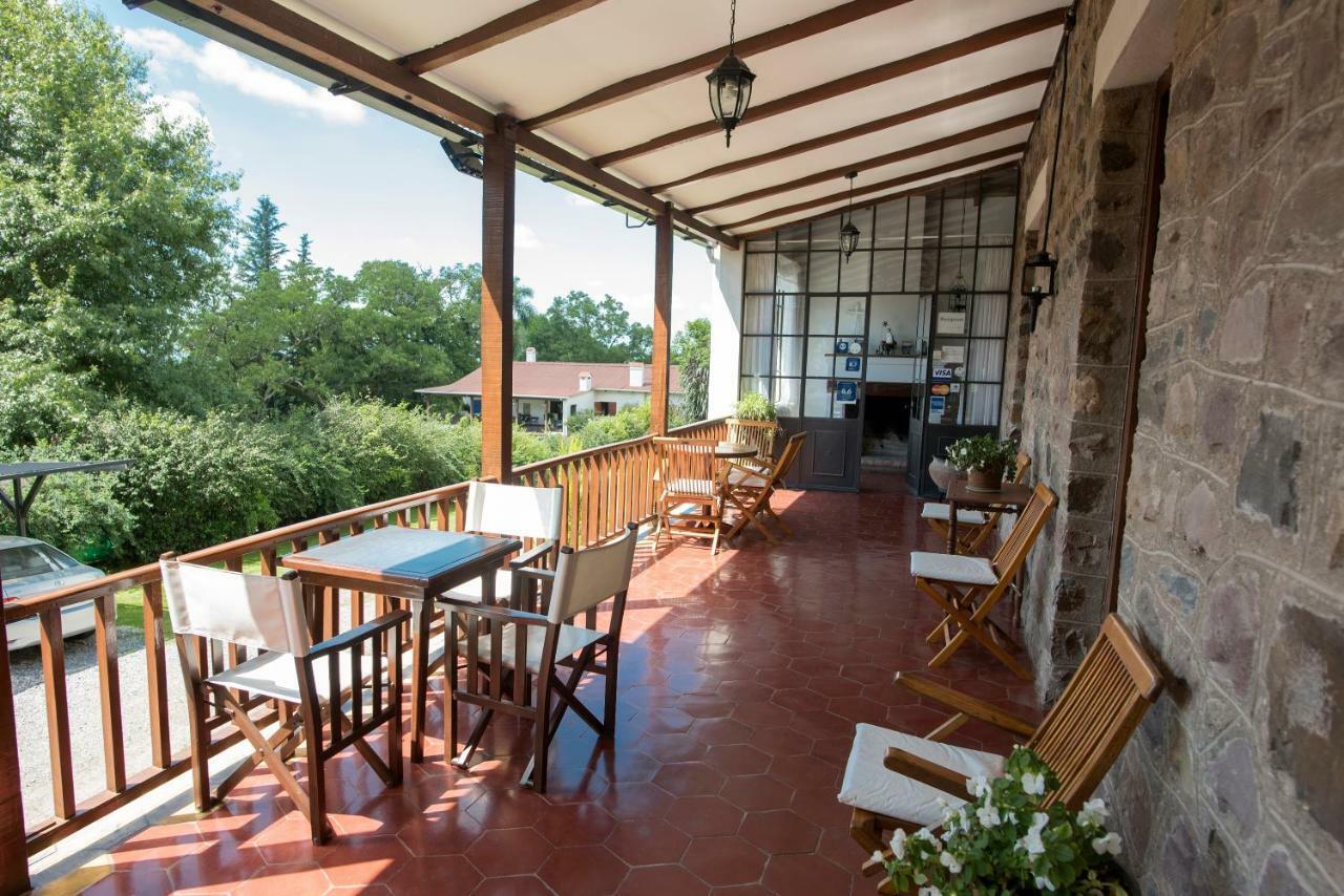Hostal El Cerrito San Lorenzo San Lorenzo  Eksteriør bilde